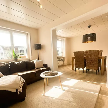 Gemuetliche Ferienwohnung In Der Eifel - Naehe Mosel Bausendorf Exterior foto